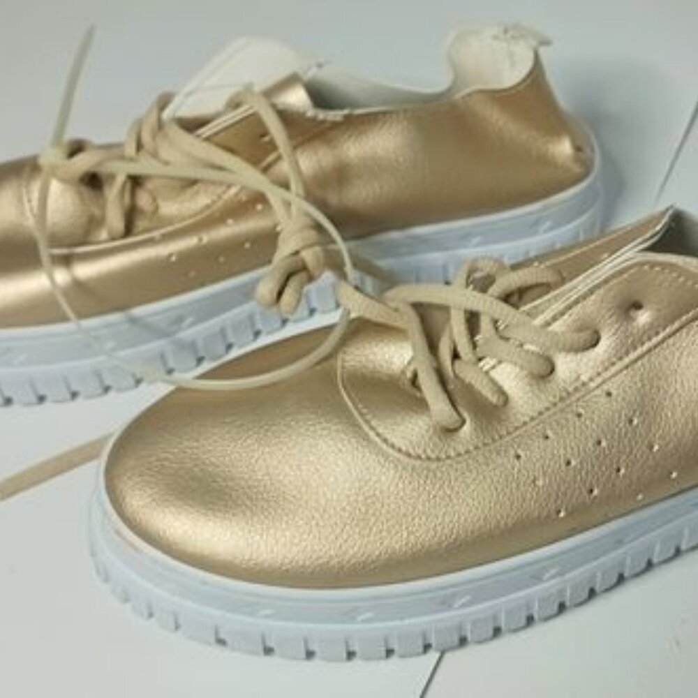 Penelope Women's Gold Sneakers Floor Sample size 11